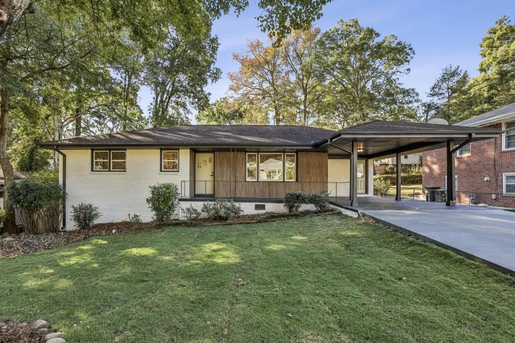 4 bedroom, 3 bathroom, 2,100 sq ft single family residence sold at 1593 Van Epps Street, Atlanta, GA 30316