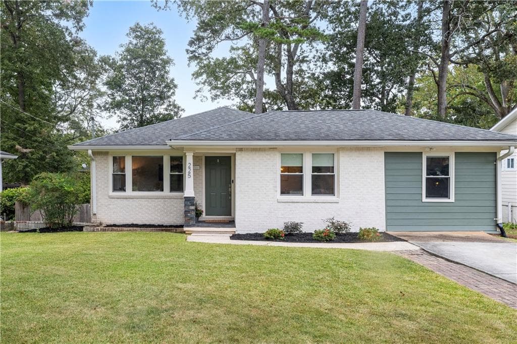 3 bedroom, 2 bathroom, 1,315 sq ft single family residence sold at 225 Martha Avenue, Atlanta, GA 30317