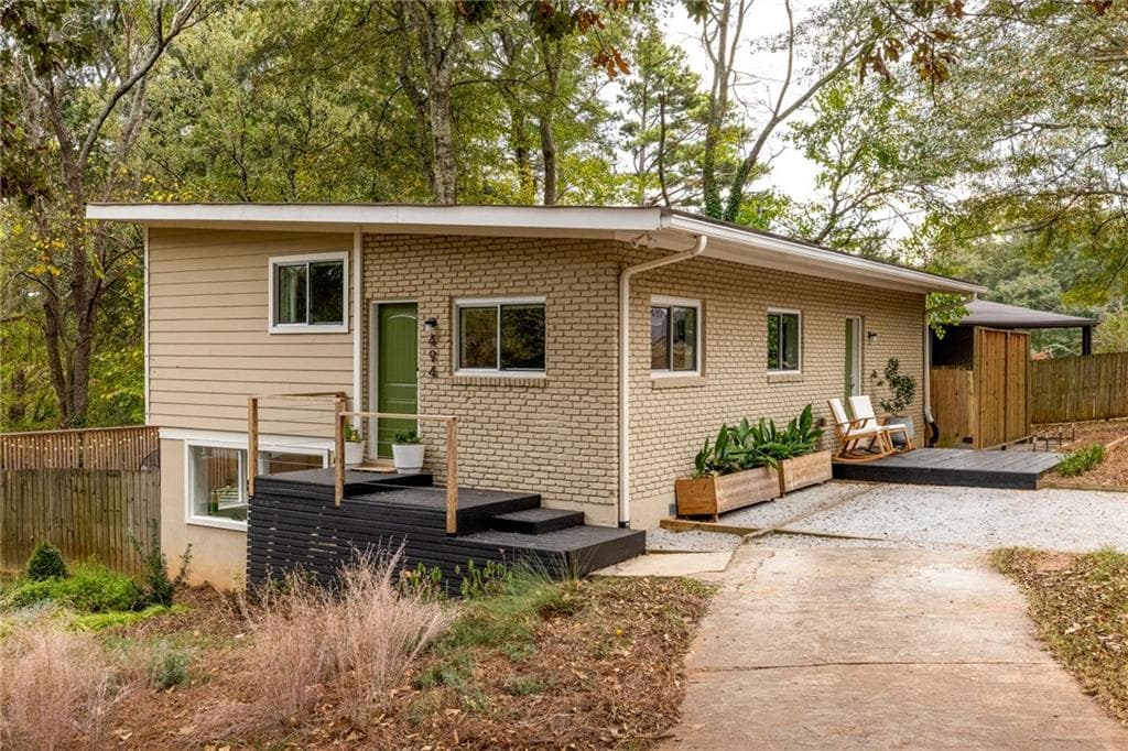3 bedroom, 2 bathroom, 1,764 sq ft single family residence sold at 494 Rosemont Drive, Decatur, GA 30032