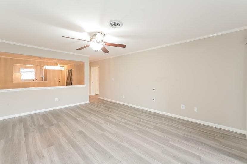 3 bedroom, 2 bathroom, 1,430 sq ft condominium for rent at 2505 W Broad Street 122, Athens, GA 30606 for $1,400 a month — photo 5