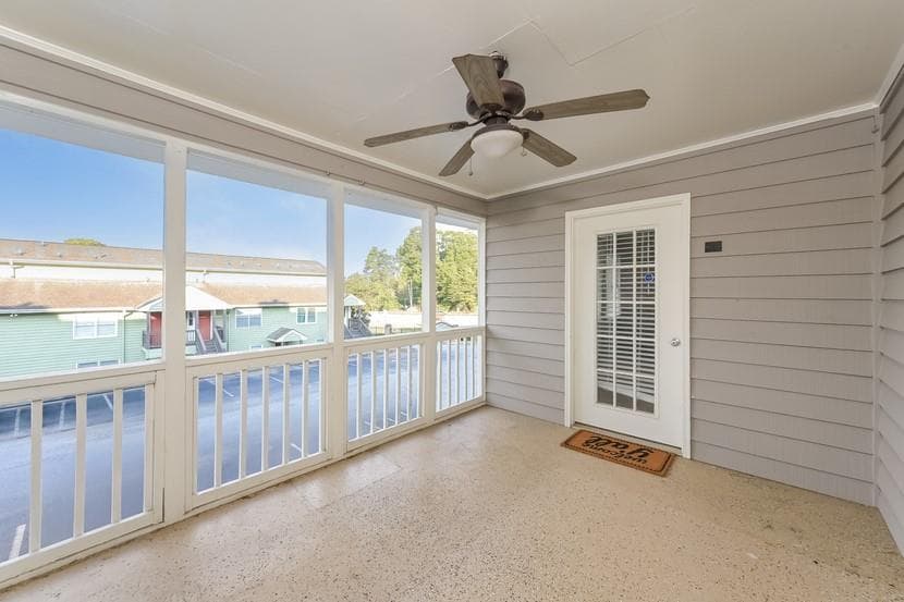3 bedroom, 2 bathroom, 1,430 sq ft condominium for rent at 2505 W Broad Street 122, Athens, GA 30606 for $1,400 a month — photo 3