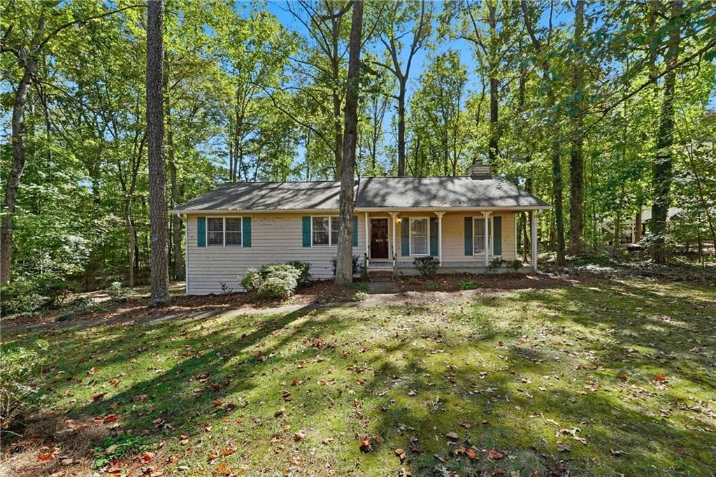 3 bedroom, 2 bathroom, 1,843 sq ft single family residence sold at 3215 Battle Field Way, Marietta, GA 30064