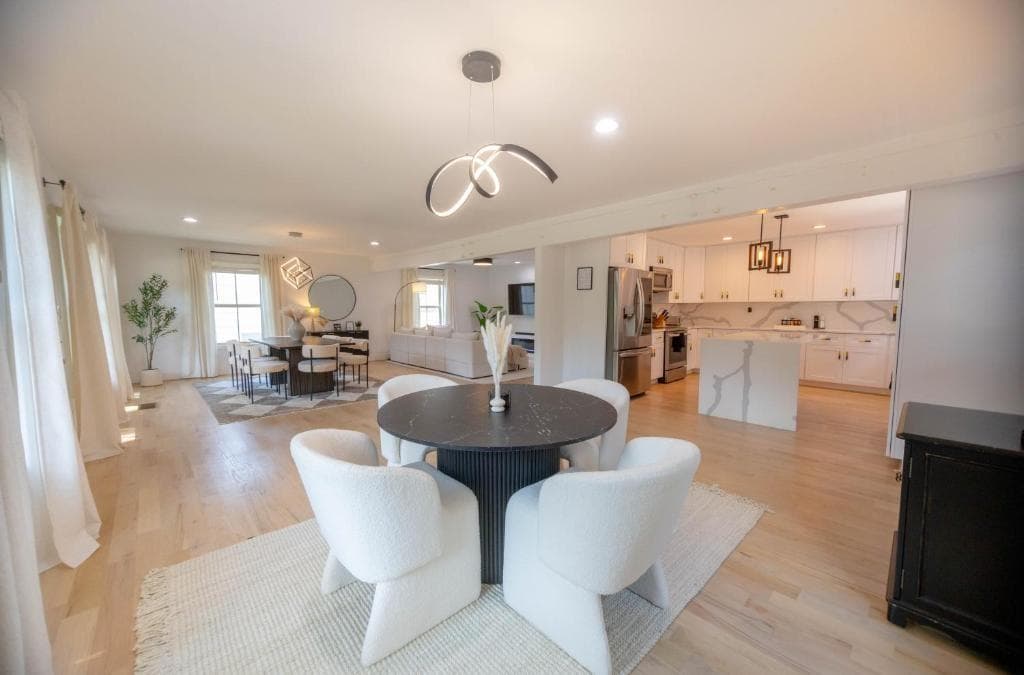 4 bedroom, 4 bathroom, 2,940 sq ft single family residence for sale at 253 Lamon Avenue, Atlanta, GA 30316 — photo 3