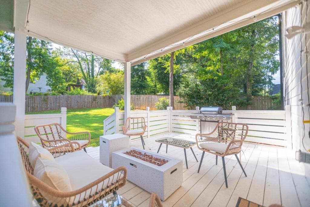 4 bedroom, 4 bathroom, 2,940 sq ft single family residence for sale at 253 Lamon Avenue, Atlanta, GA 30316 — photo 6