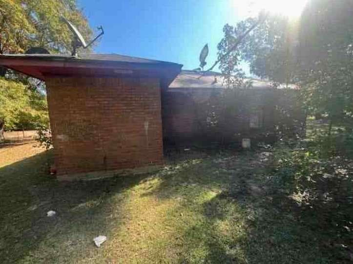 3 bedroom, 2 bathroom, 971 sq ft single family residence under contract at 672 ADAMS Road, Other-Alabama, AL 36043