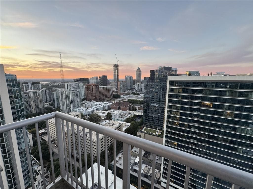 1 bedroom, 1 bathroom, 748 sq ft condominium sold at 855 Peachtree Street 2912, Atlanta, GA 30308