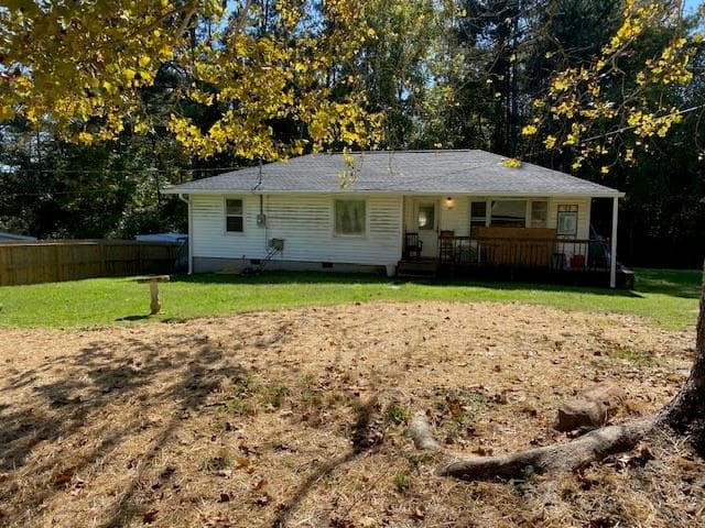 3 bedroom, 1 bathroom, 1,066 sq ft single family residence for sale at 165 Blackwell Street, Ball Ground, GA 30107 — photo 1 of 5