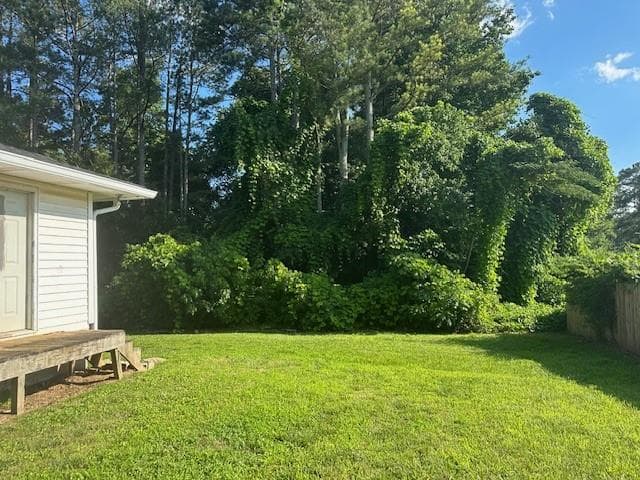 3 bedroom, 1 bathroom, 1,066 sq ft single family residence for sale at 165 Blackwell Street, Ball Ground, GA 30107 — photo 2