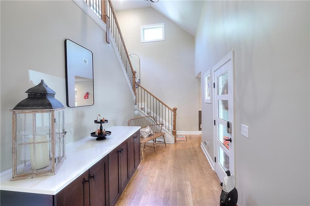 6 bedroom, 6 bathroom, 4,643 sq ft single family residence for sale at 5155 Donald Drive, Loganville, GA 30052 — photo 9