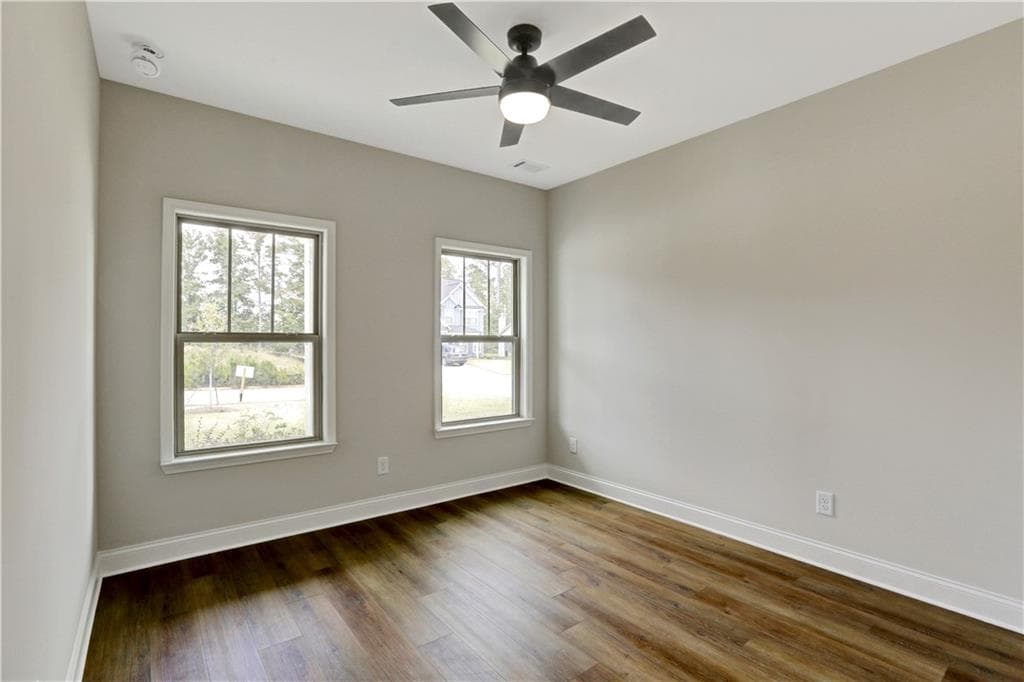 5 bedroom, 3 bathroom, 2,800 sq ft single family residence for sale at 3035 Zodiac Court, Lawrenceville, GA 30044 — photo 2
