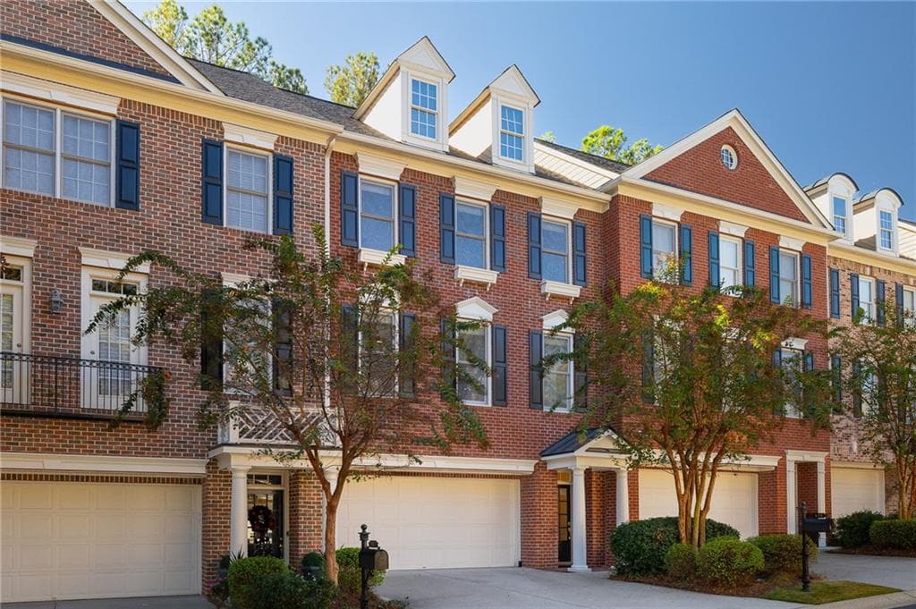 498 Vinings Estates Drive, Smyrna, GA 30126 — most recent listing photo