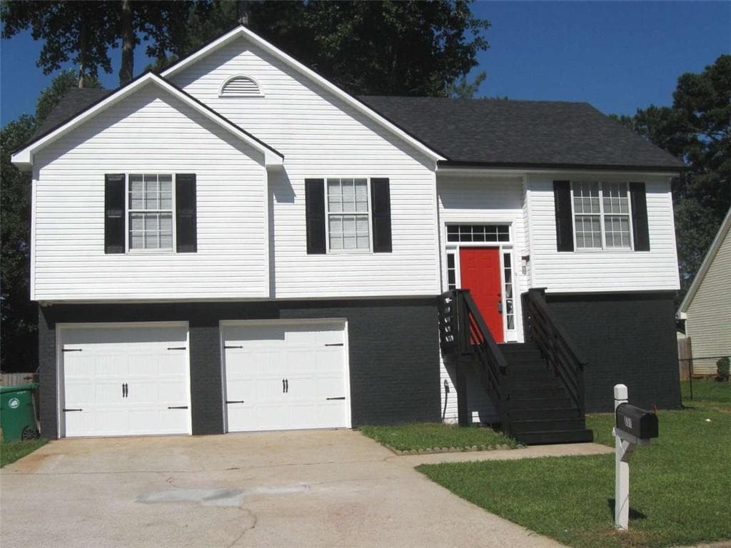 831 Stonebrook Drive, Lithonia, GA 30058 — most recent listing photo