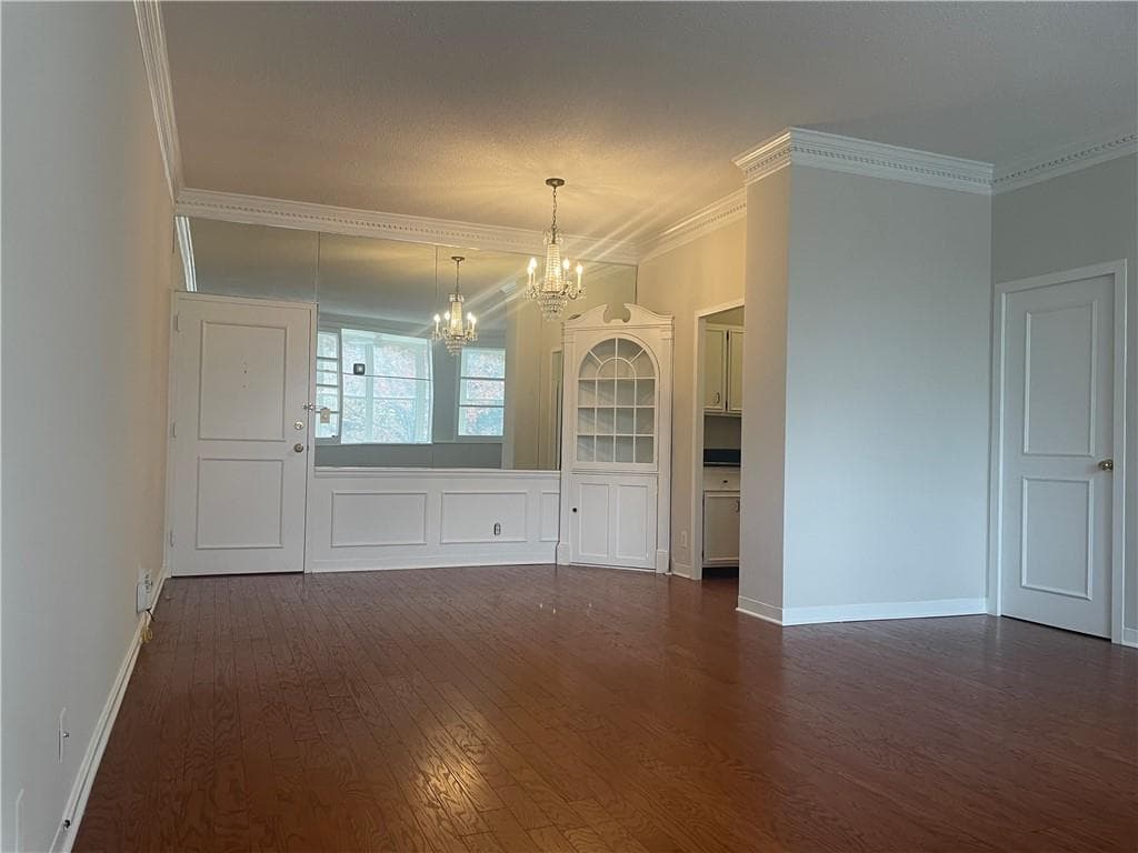 2 bedroom, 1 bathroom, 912 sq ft condominium under contract at 3060 Pharr Court North 123, Atlanta, GA 30305 — photo 6