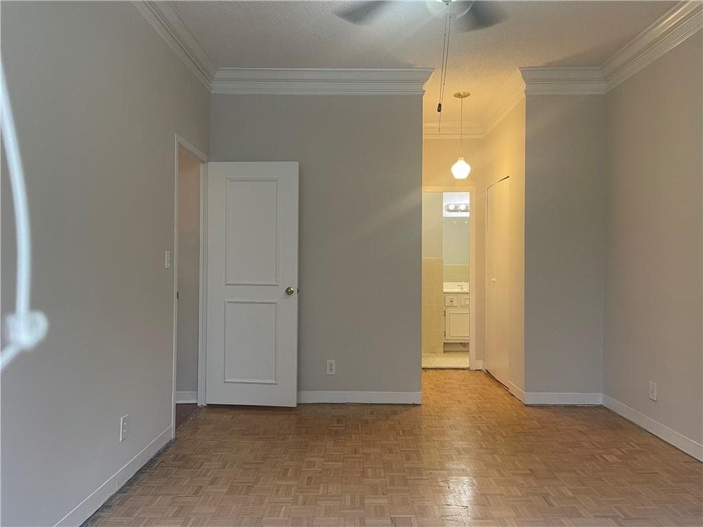 2 bedroom, 1 bathroom, 912 sq ft condominium under contract at 3060 Pharr Court North 123, Atlanta, GA 30305 — photo 9