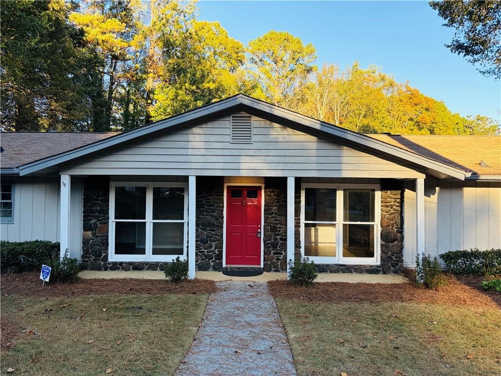 6043 Rolling Way, Norcross, GA 30093 — most recent listing photo