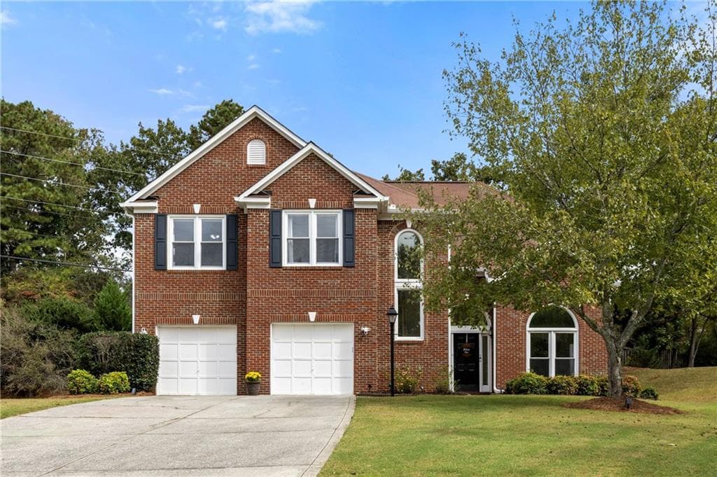 8040 Magnolia Way, Roswell, GA 30075 — most recent listing photo