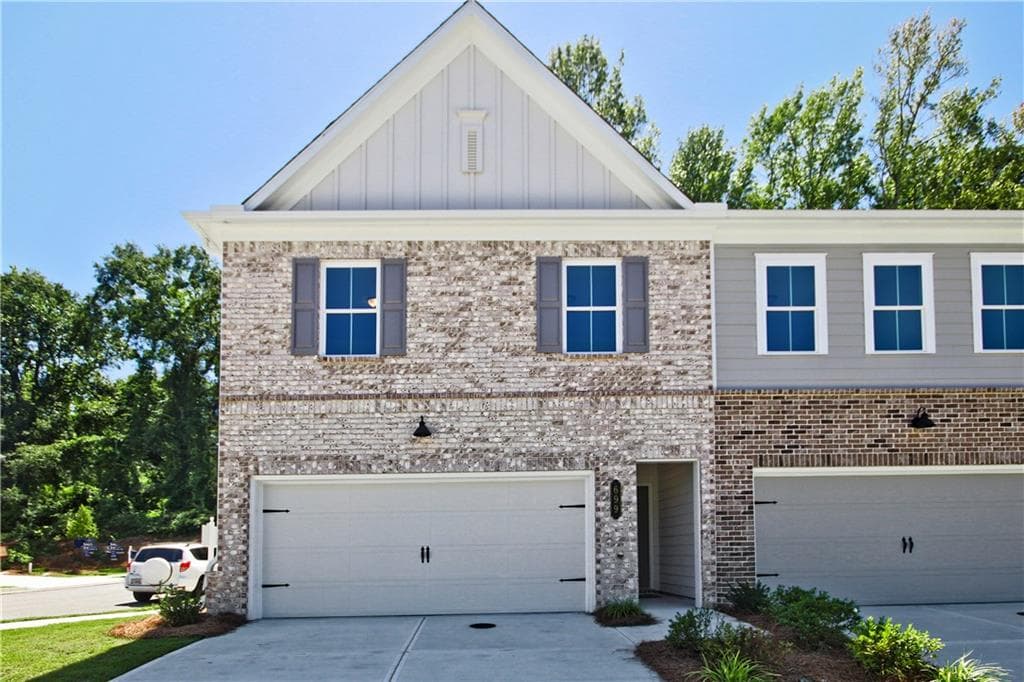 699 Sunstone Lane, Lawrenceville, GA 30043 — most recent listing photo