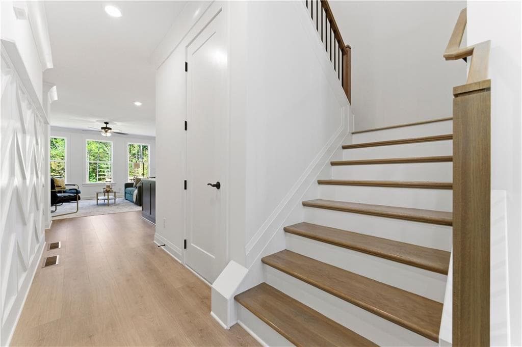 4 bedroom, 4 bathroom, 2,906 sq ft single family residence for sale at 1209 Sterlington Drive, Canton, GA 30115 — photo 6