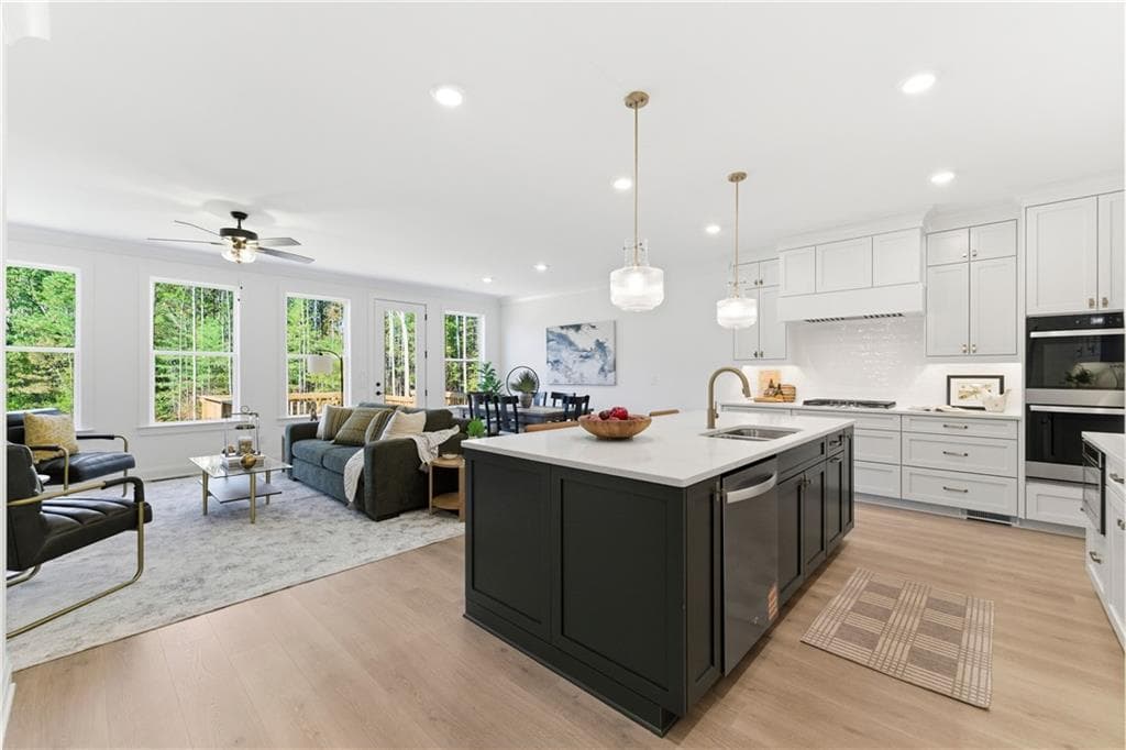 4 bedroom, 4 bathroom, 2,906 sq ft single family residence for sale at 1209 Sterlington Drive, Canton, GA 30115 — photo 8
