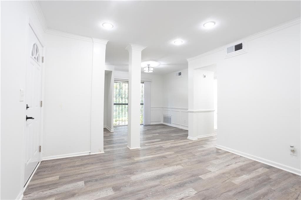 2 bedroom, 1 bathroom, 808 sq ft condominium for sale at 3232 Abbeywood Drive, Decatur, GA 30034 — photo 5