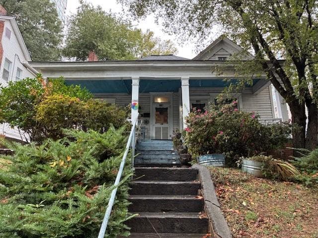 3 bedroom, 2 bathroom, 1,792 sq ft single family residence for sale at 180 11th Street, Atlanta, GA 30309