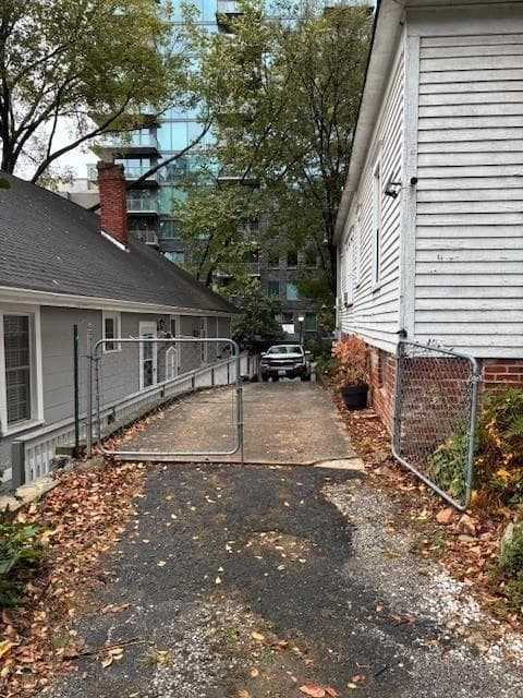3 bedroom, 2 bathroom, 1,792 sq ft single family residence for sale at 180 11th Street, Atlanta, GA 30309 — photo 9