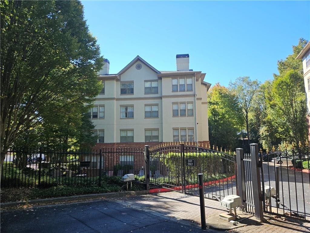 5559 Glenridge Drive 2402, Atlanta, GA 30342 — most recent listing photo