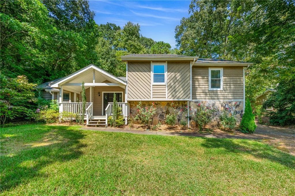 555 Ramsdale Drive, Roswell, GA 30075 — most recent listing photo