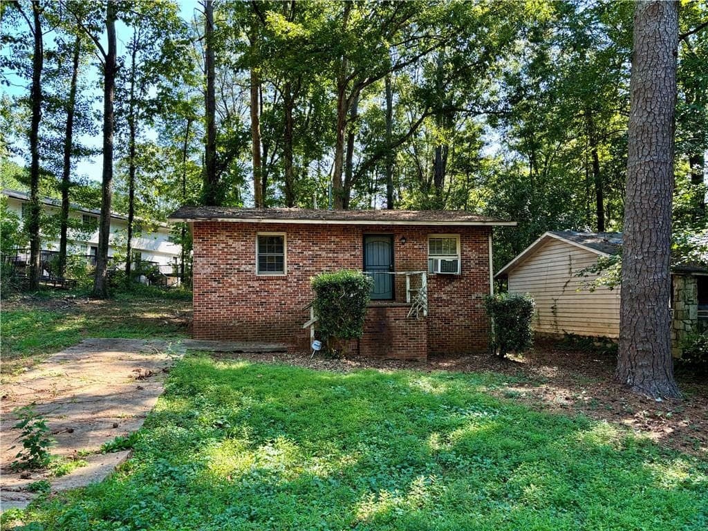 435 Warren Avenue, Scottdale, GA 30079 — most recent listing photo