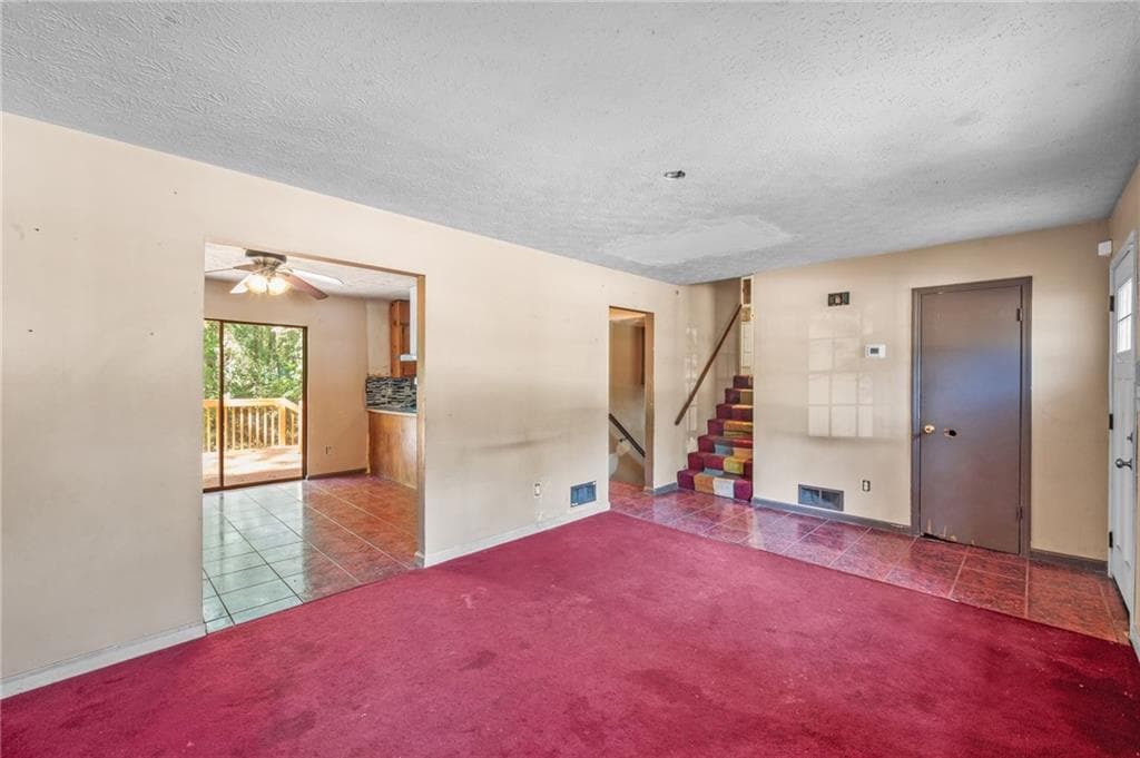 4 bedroom, 3 bathroom, 1,408 sq ft single family residence under contract at 3541 Santa Leta Drive, Ellenwood, GA 30294 — photo 4