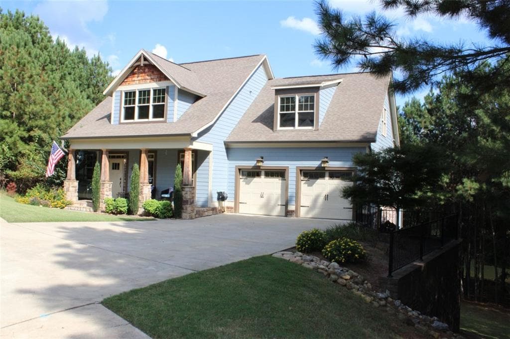 5 bedroom, 5 bathroom, 4,012 sq ft single family residence for sale at 208 WESTBURY Court, Canton, GA 30114 — photo 4