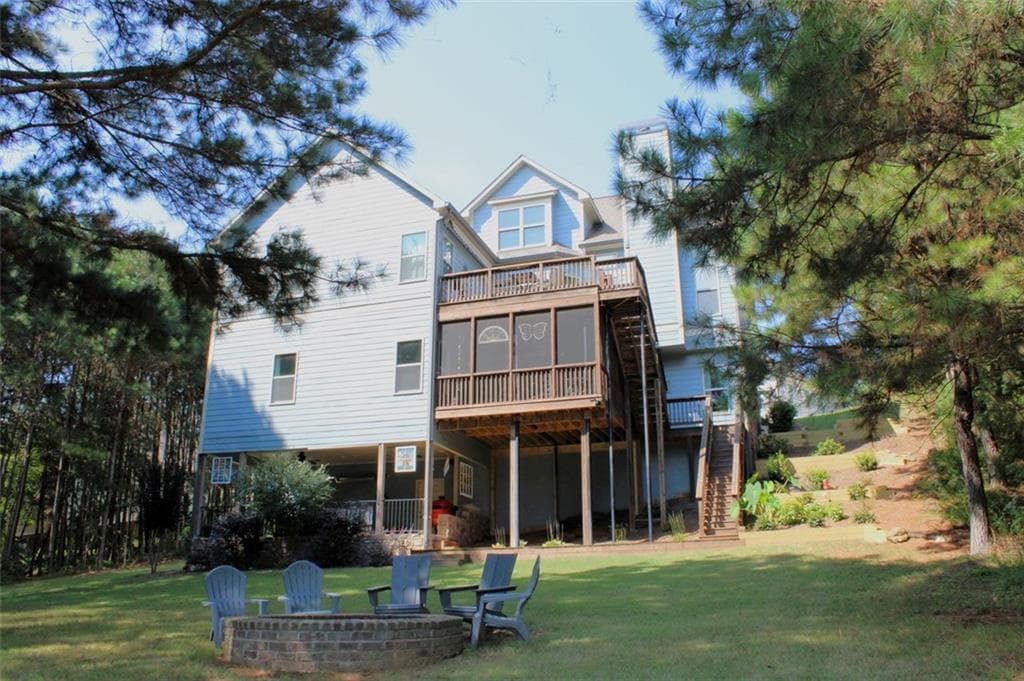 5 bedroom, 5 bathroom, 4,012 sq ft single family residence for sale at 208 WESTBURY Court, Canton, GA 30114 — photo 5