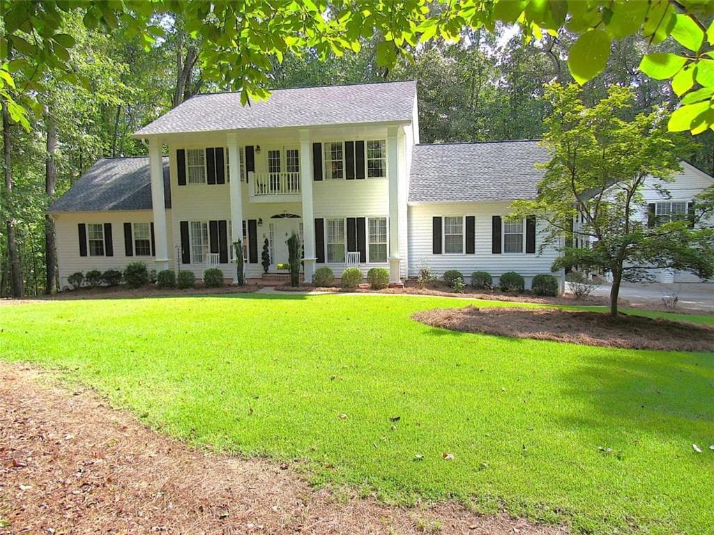 4 bedroom, 4 bathroom, 2,332 sq ft single family residence for sale at 6009 Big A Road, Douglasville, GA 30135 — photo 2