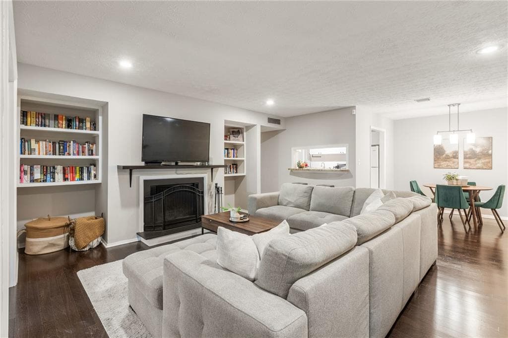 1119 Summit North Drive 1119, Atlanta, GA 30324 — most recent listing photo