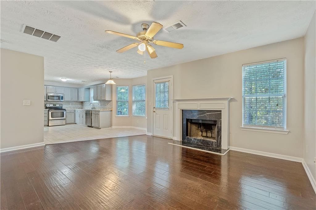 4 bedroom, 3 bathroom single family residence for rent at 9122 S Sterling Lakes, Covington, GA 30014 for $2,250 a month — photo 8