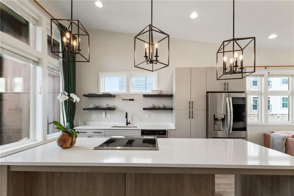 2 bedroom, 4 bathroom, 1,152 sq ft townhouse sold at 469 Parkway Drive, Atlanta, GA 30308