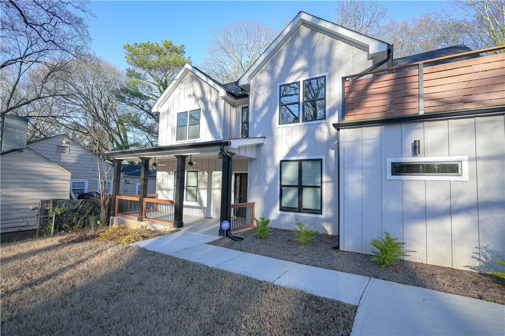 4 bedroom, 4 bathroom single family residence for rent at 1452 Lockwood Drive, Atlanta, GA 30311 for $4,950 a month — photo 2