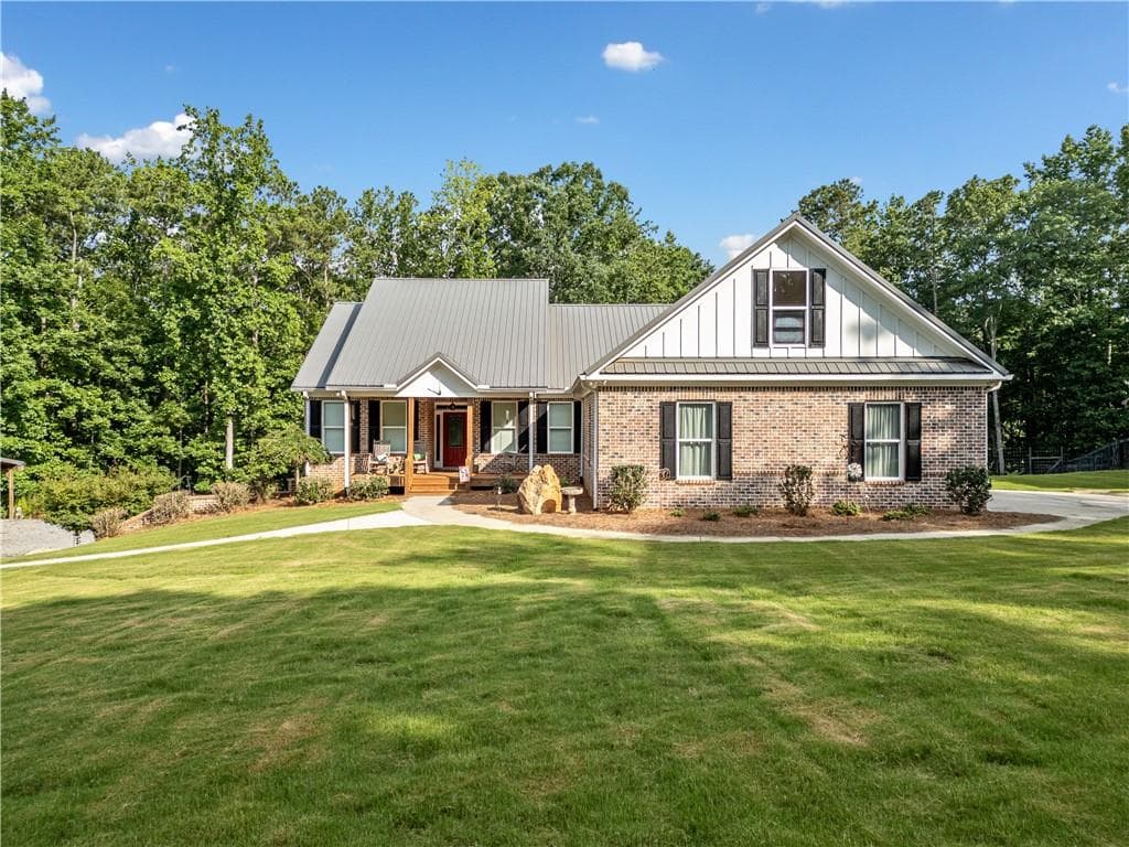 386 N Victoria Road, Woodstock, GA 30189 — most recent listing photo
