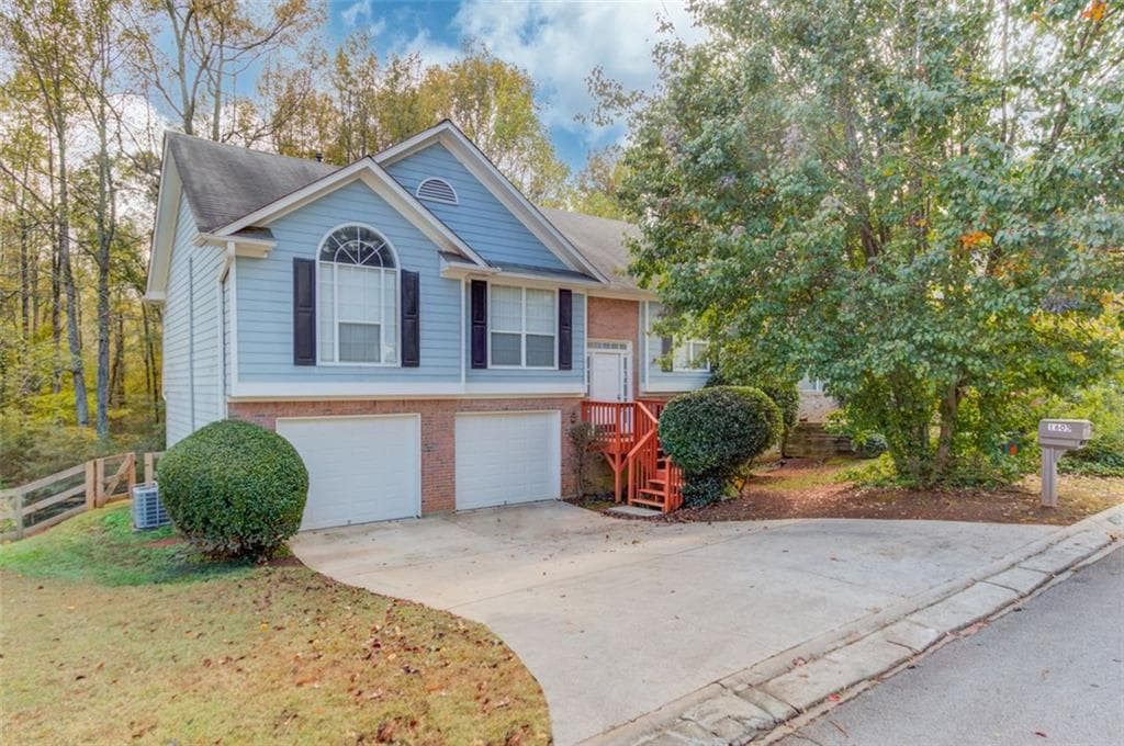 3 bedroom, 2 bathroom, 1,748 sq ft single family residence sold at 1605 WATERCREST Circle, Lawrenceville, GA 30043