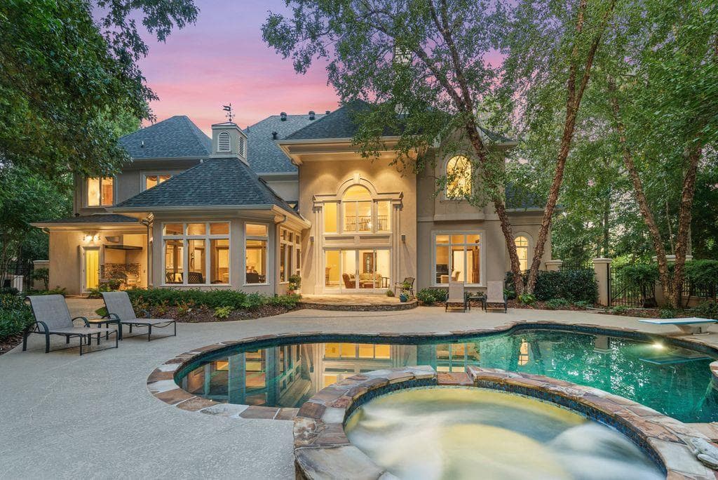 520 Chestnut Rose Lane, Sandy Springs, GA 30327 — most recent listing photo