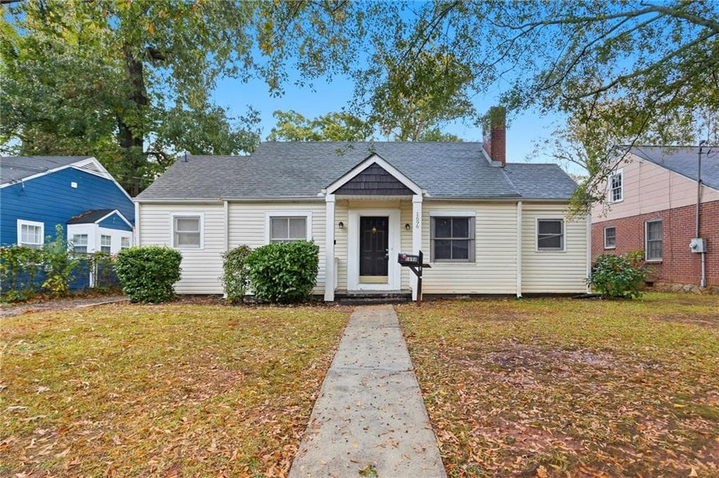 2 bedroom, 1 bathroom, 825 sq ft single family residence sold at 1696 Langston Avenue, Atlanta, GA 30310