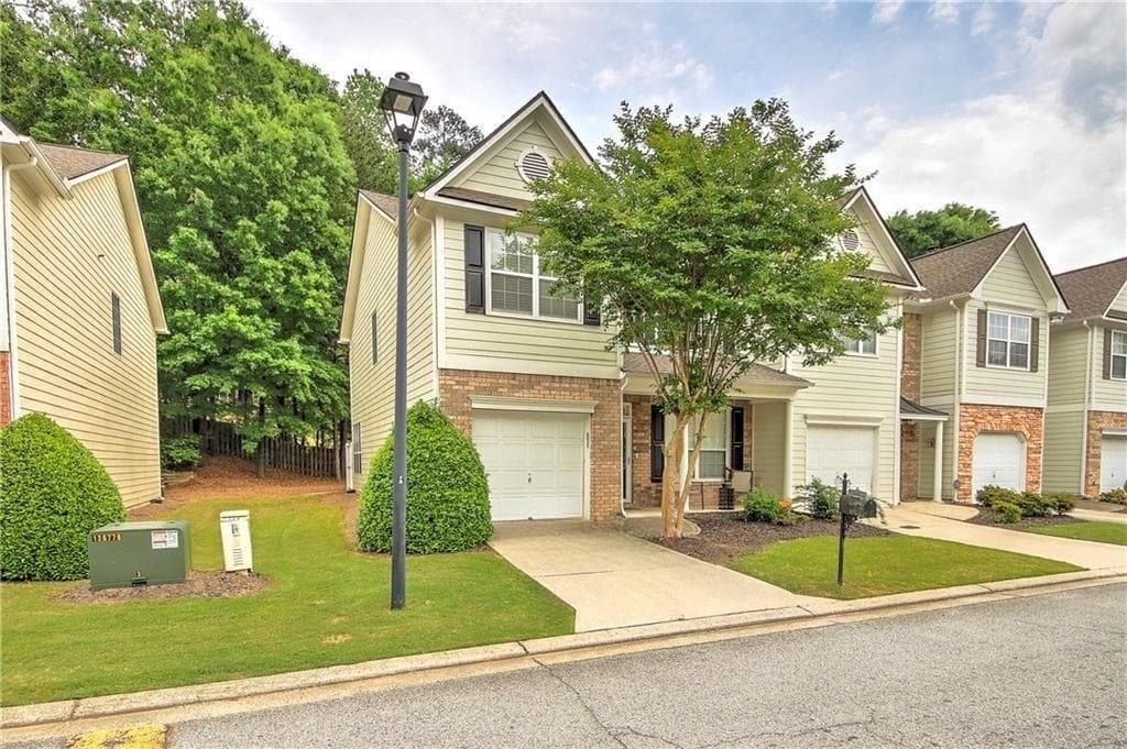 3 bedroom, 3 bathroom, 2,088 sq ft townhouse sold at 1643 JACKSON Way, Atlanta, GA 30318