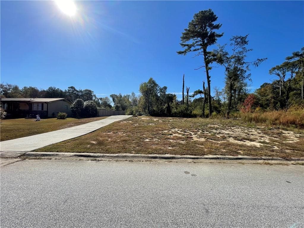 1084 W Adrian Circle, Conyers, GA 30094 — most recent listing photo