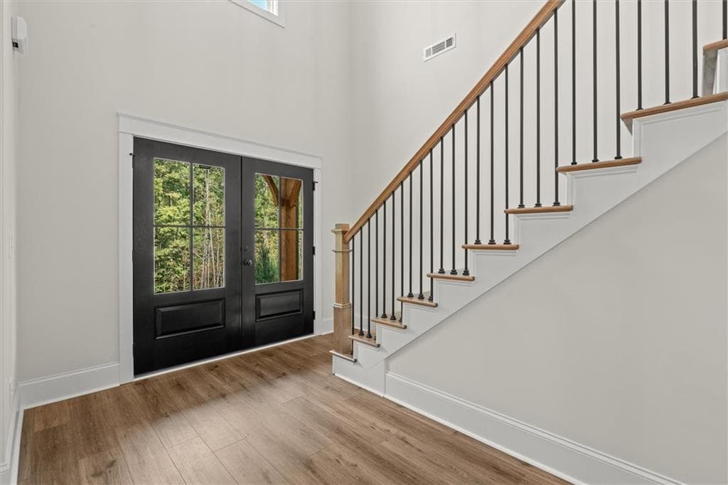6 bedroom, 5 bathroom, 4,215 sq ft single family residence for sale at 133 West Lake Boulevard, Carrollton, GA 30116 — photo 8