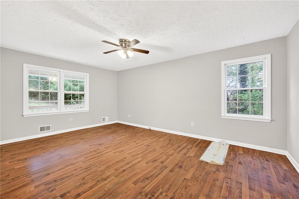 3 bedroom, 2 bathroom, 1,619 sq ft single family residence under contract at 1978 Winding Creek Lane, Marietta, GA 30064 — photo 10