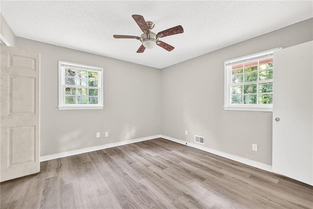 3 bedroom, 2 bathroom, 1,128 sq ft single family residence for sale at 971 Canyon Trail, Marietta, GA 30060 — photo 8