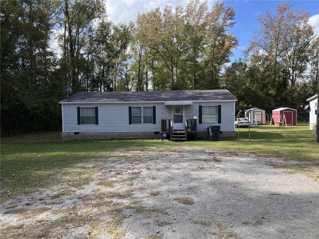 209 Hoey Street, Thomson, GA 30824 — most recent listing photo