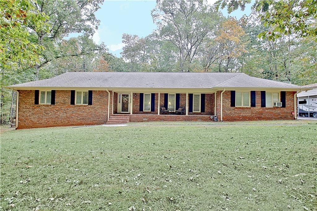 4 bedroom, 3 bathroom single family residence sold at 120 WOODLAND Road, Fayetteville, GA 30214