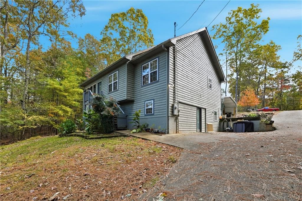 4 bedroom, 3 bathroom, 2,270 sq ft single family residence for sale at 383 Acadia Drive, Ellijay, GA 30540 — photo 3