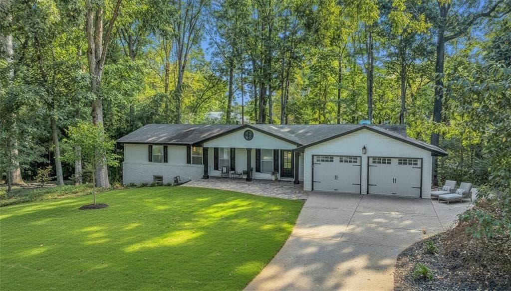 130 Bonnie Lane, Atlanta, GA 30328 — most recent listing photo